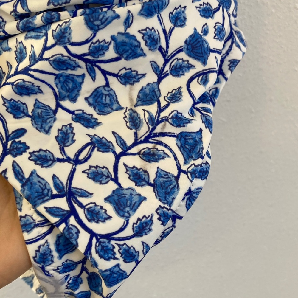 J.Crew Ruched plunge one-piece in bandana block print Blue and White Size 2 - Picture 7 of 9